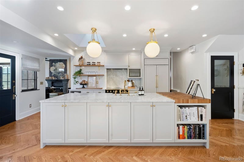 157 Bellaire St, Denver, CO 80220