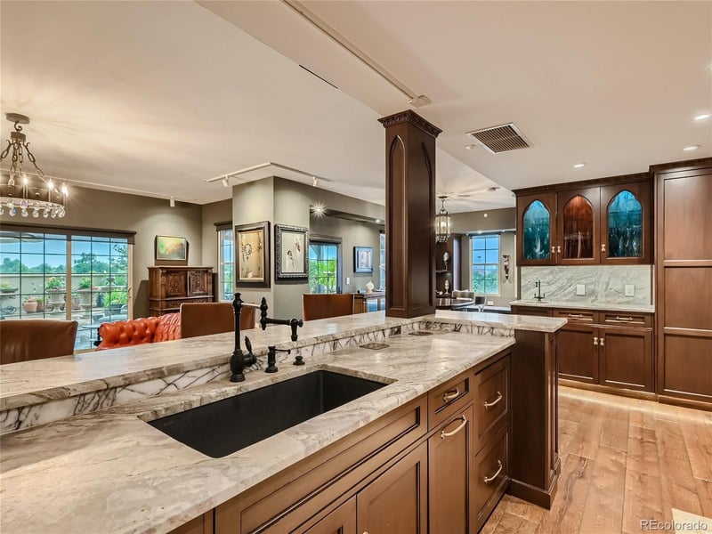 300 W 11th Ave #4E, Denver, CO 80204