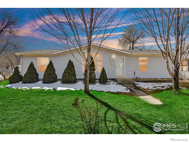 27310 4th Ave, Gill, CO 80624