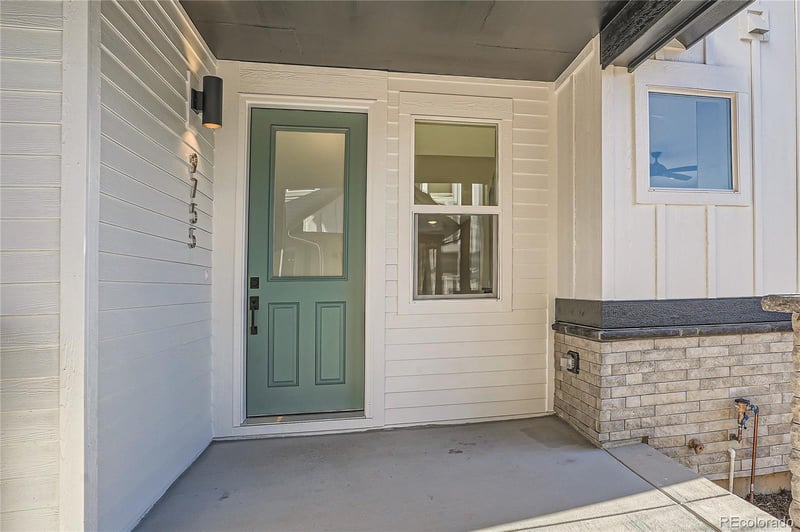 9755 E 62nd Dr, Denver, CO 80238