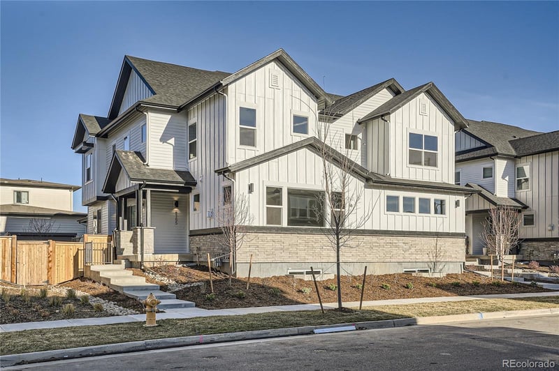 9755 E 62nd Dr, Denver, CO 80238