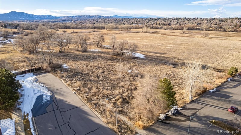 7801 Duquesne Ave, Lakewood, CO 80227