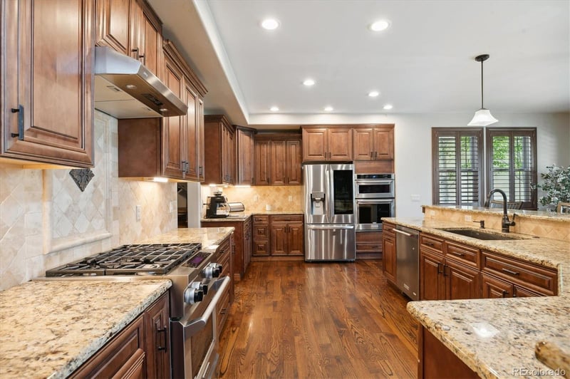 16420 Fairway Dr, Commerce City, CO 80022
