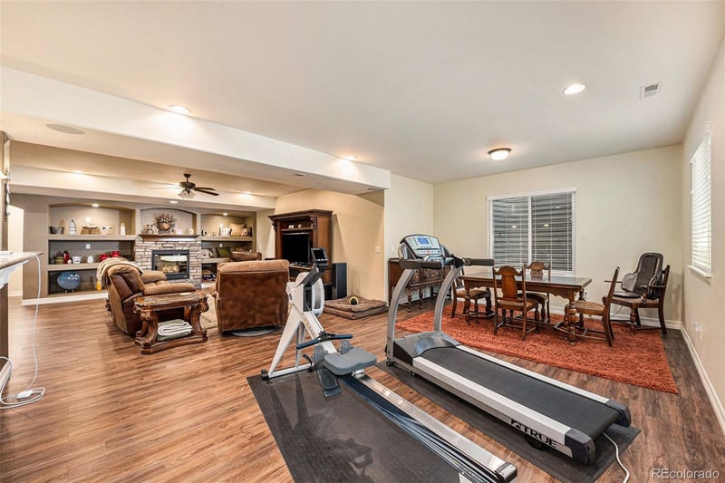 7994 Angel View Dr, Frederick, CO 80530
