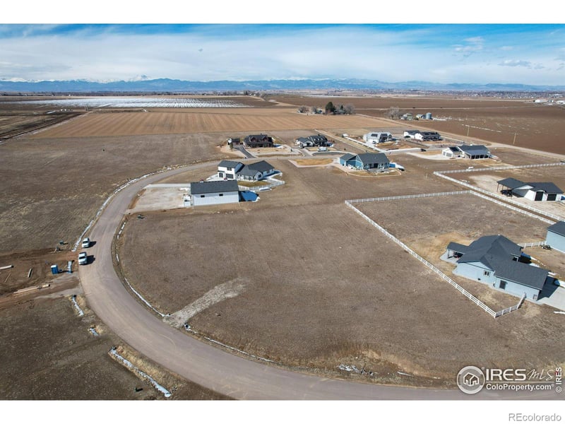 9411 Meadow Farms Dr, Milliken, CO 80543