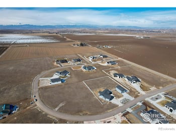 9411 Meadow Farms Dr, Milliken, CO 80543