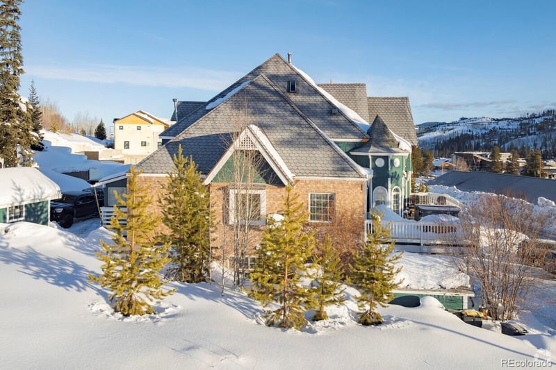 405 Lions Gate Dr, Winter Park, CO 80482