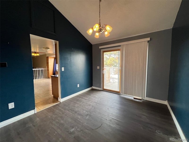 16433 Girard Ave, Aurora, CO 80013