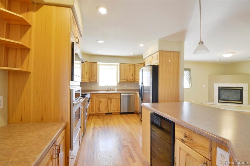35664 Hidden Mesa Dr, Pueblo, CO 81006