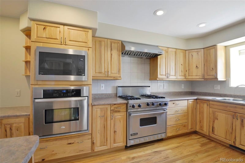 35664 Hidden Mesa Dr, Pueblo, CO 81006