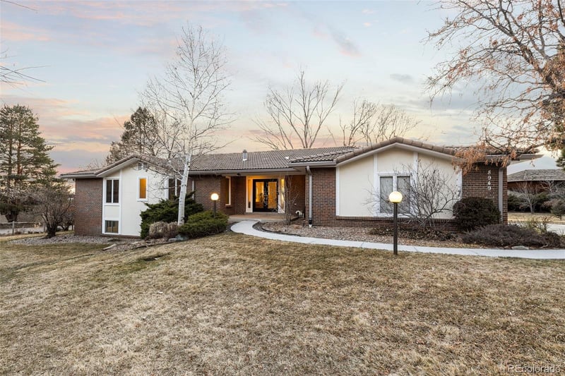 8949 E Jewell Cir, Denver, CO 80231