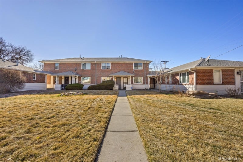 1453 Geneva St, Aurora, CO 80010