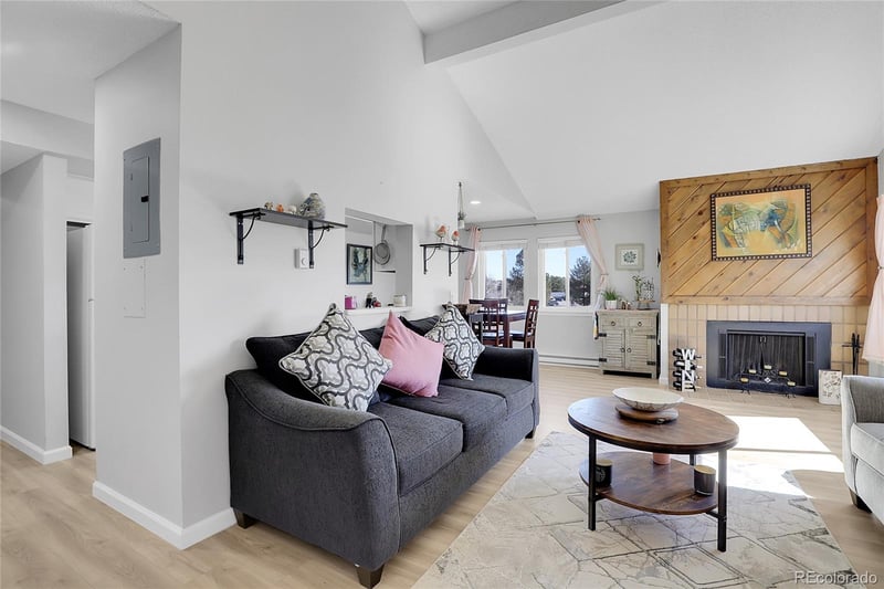 8100 W Quincy Ave #B-11, Denver, CO 80123