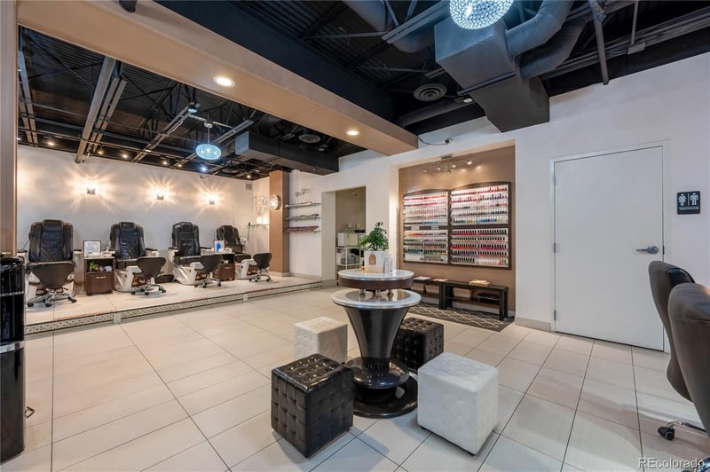 250 Steele St #204, Denver, CO 80206