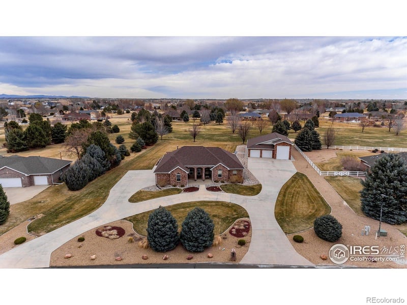 211 Grand View Cir, Mead, CO 80542