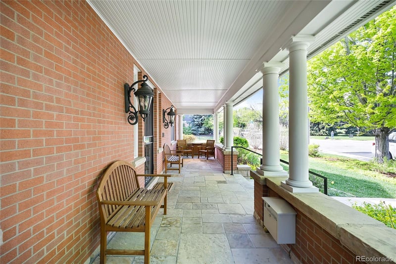 300 Glencoe St, Denver, CO 80220