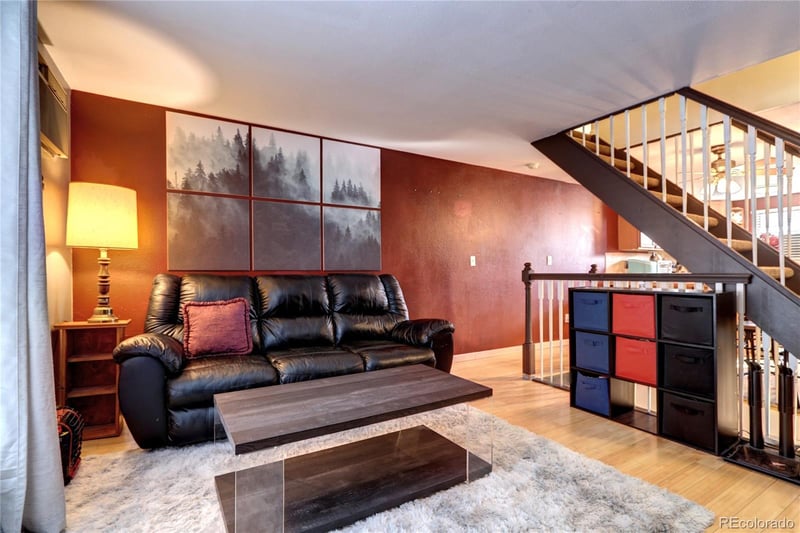 5839 S Pearl St, Centennial, CO 80121