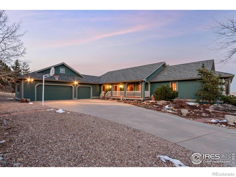 8824 Sage Valley Rd, Longmont, CO 80503