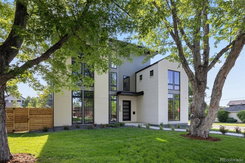 3301 S Clermont St, Denver, CO 80222