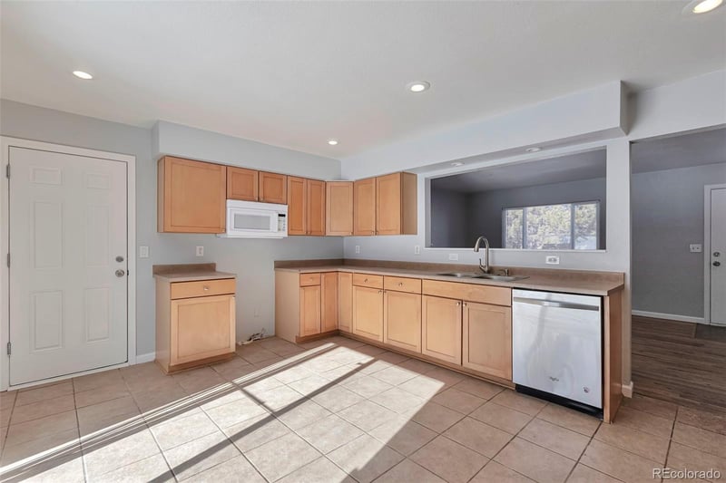 6441 Eudora Way, Centennial, CO 80121