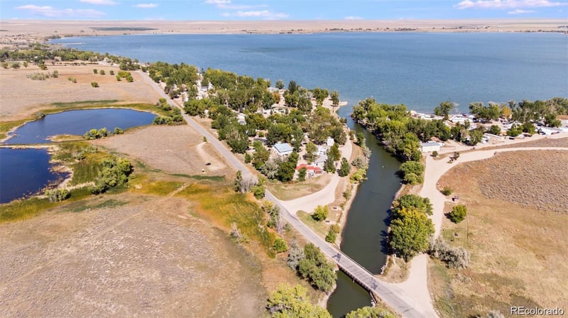 208 Kiowa Rd, Weldona, CO 80653