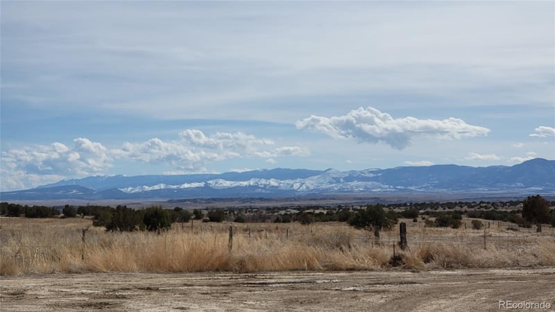 1096 P St, Penrose, CO 81240