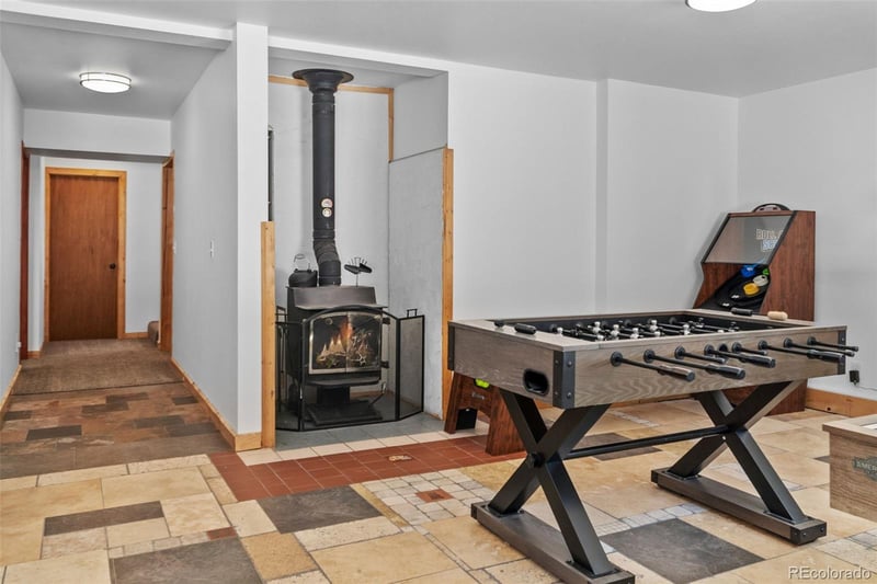 1860 Ridgeview Dr, Leadville, CO 80461