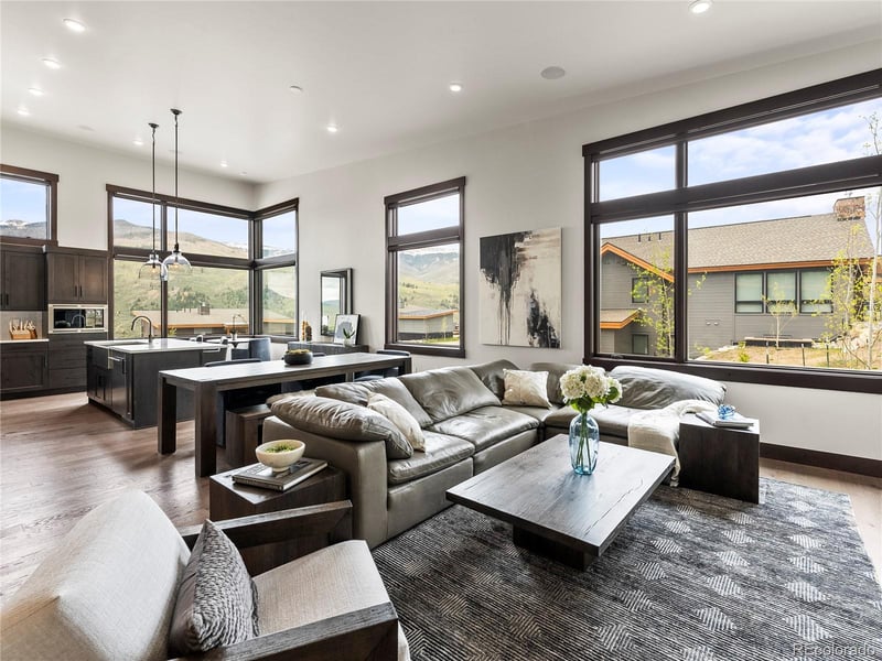 75 Glazer Trl, Silverthorne, CO 80498
