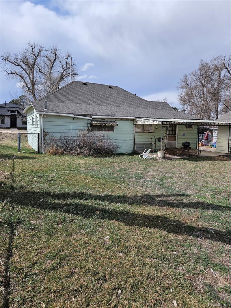 410 Navajo Ave, Simla, CO 80835