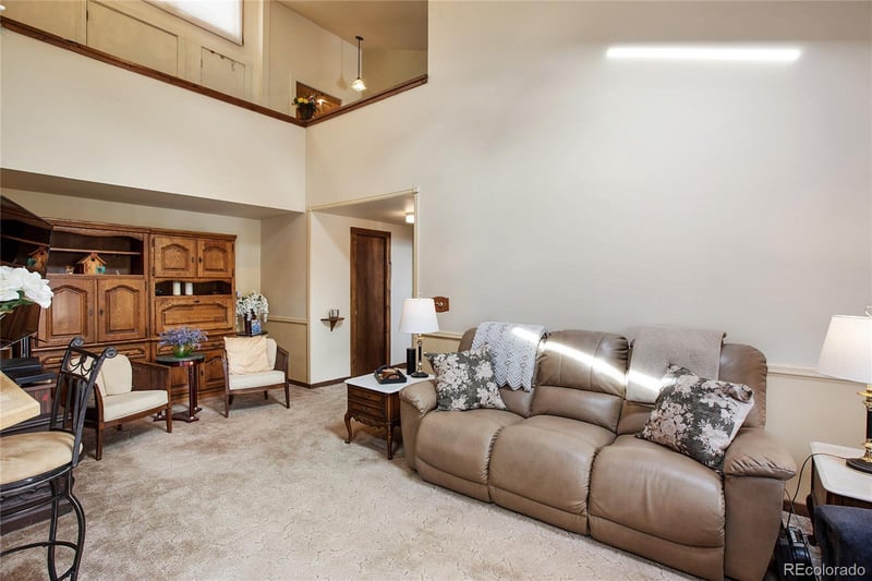 10929 Iona Ave, Green Mountain Falls, CO 80819