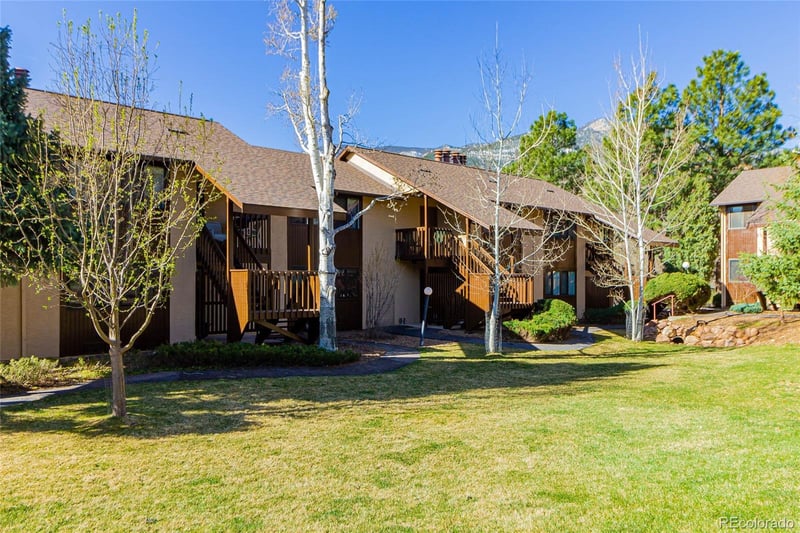 327 El Paso Blvd #B, Manitou Springs, CO 80829