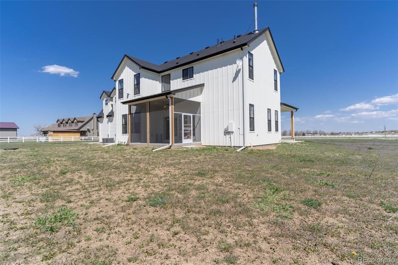 4273 Lonetree Dr, Loveland, CO 80537