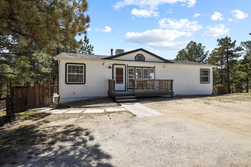 23452 Jasper Trl, Deer Trail, CO 80105