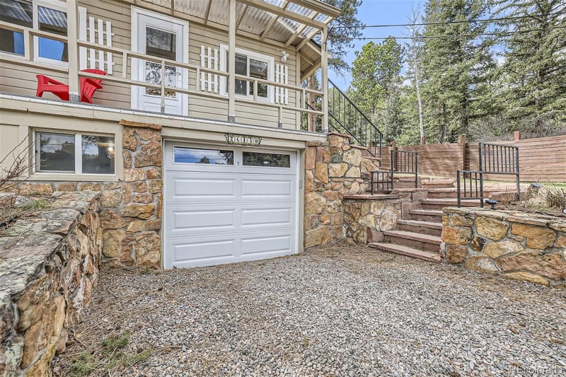 26430 Mowbray Ct, Kittredge, CO 80457