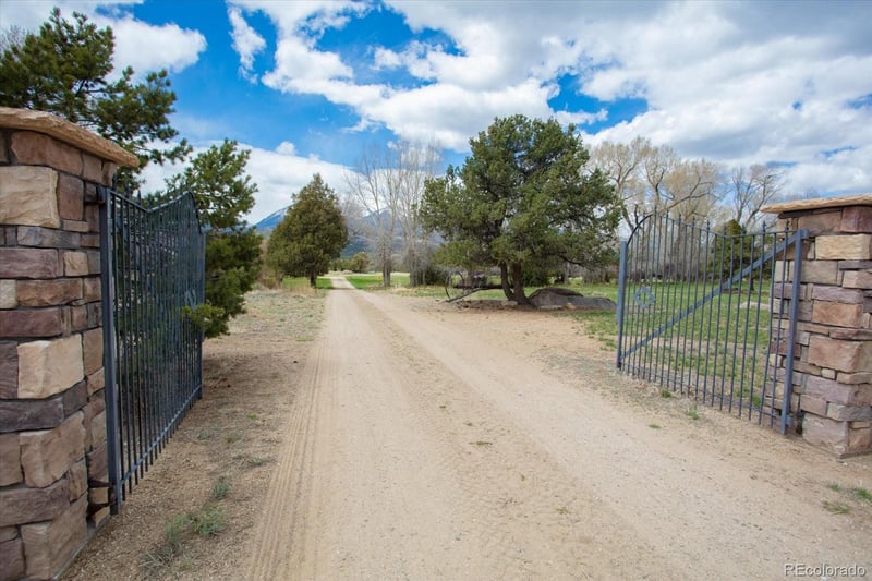 12135 E County Road 190, Salida, CO 81201