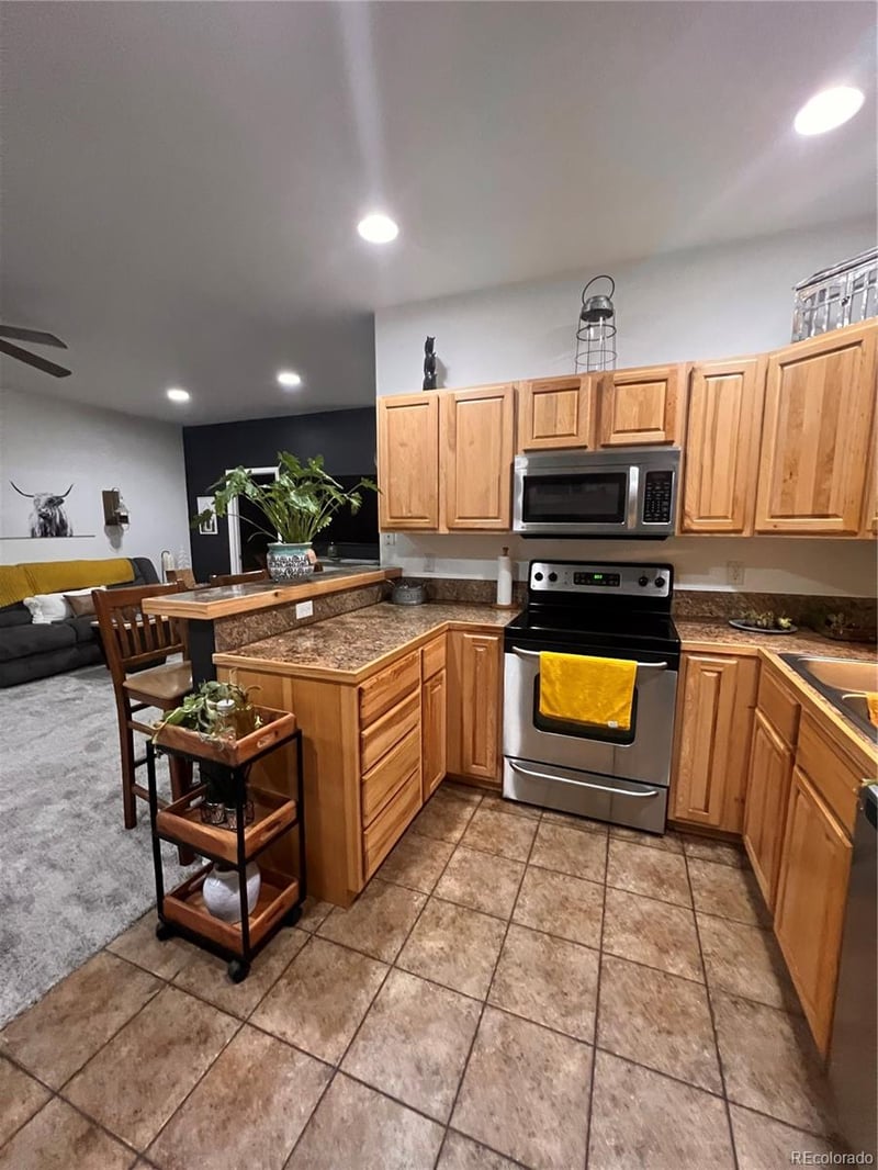 265 Crossroads Cir, Montrose, CO 81401