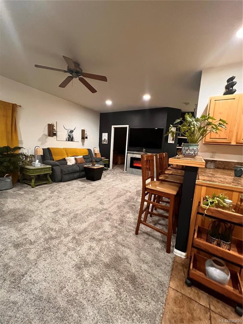 265 Crossroads Cir, Montrose, CO 81401