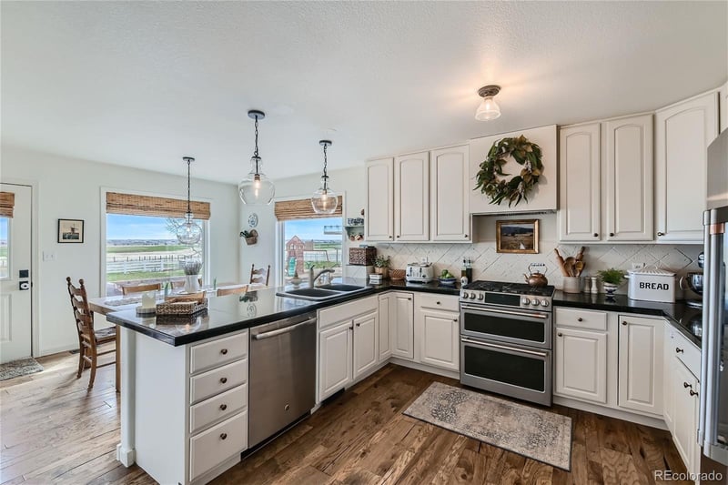 15998 Hayesmount Rd, Brighton, CO 80603