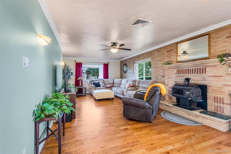 28021 Everett Rd, Pueblo, CO 81006