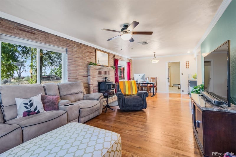 28021 Everett Rd, Pueblo, CO 81006