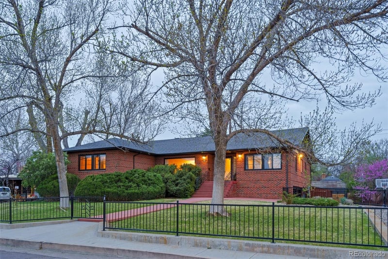 1320 W Abriendo Ave, Pueblo, CO 81004