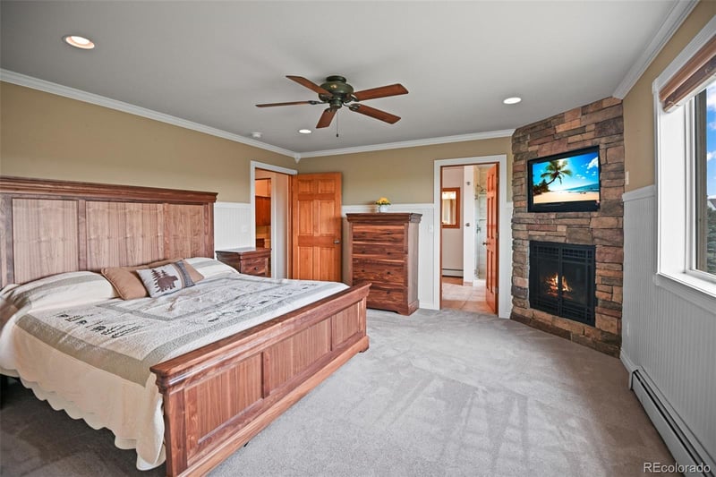 10390 N Chatfield Dr, Littleton, CO 80125