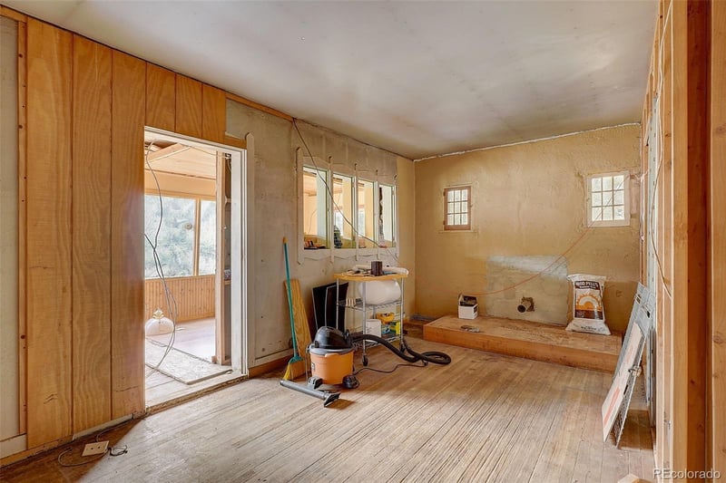 5479 Taos Rd, Indian Hills, CO 80454