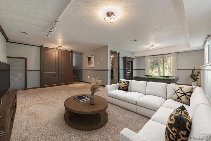 20364 Cactus Dr, Johnstown, CO 80534
