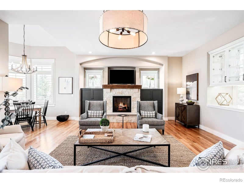 2124 Summerlin Dr, Longmont, CO 80503