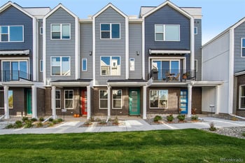 888 Valentia St #104, Denver, CO 80247