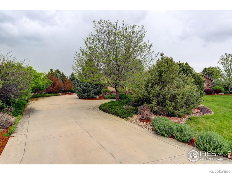 8762 Portico Ln, Longmont, CO 80503