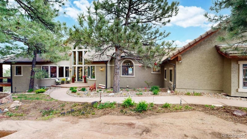6386 Perry Park Blvd, Larkspur, CO 80118