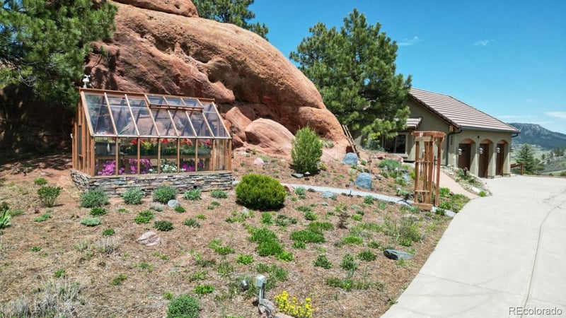 6386 Perry Park Blvd, Larkspur, CO 80118