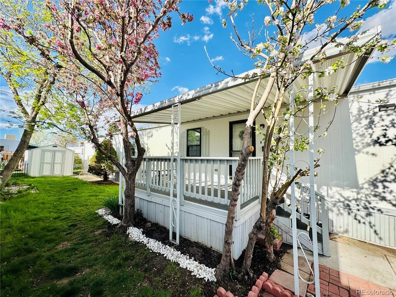 6825 W Mississippi Ave Lot 37, Lakewood, CO 80226